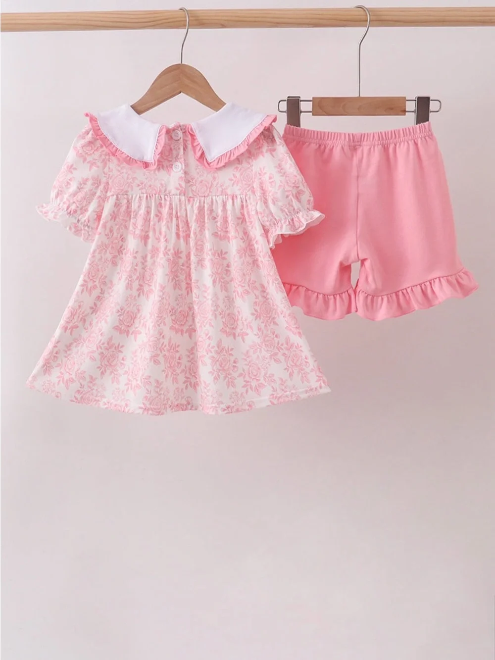 NWT Abby & Evie Girls' Pink Floral Apple Set with Peter Pan Collar
